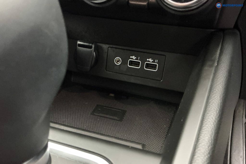 Renault Clio Esprit Alpine Automatic Petrol-Electric Hybrid Hatchback - Stock Number (1659835) - 18th supplementary image