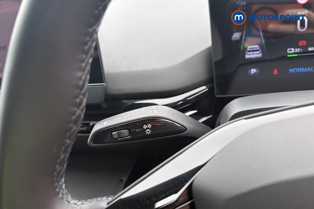 Mg Motor Uk MG4 SE Automatic Electric SUV - Stock Number (1663731) - 1st supplementary image