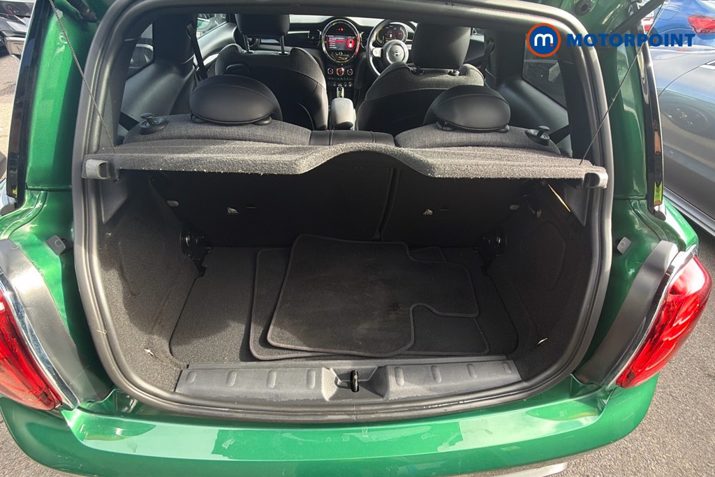 Mini Hatchback Cooper S Level 2 Automatic Electric Hatchback - Stock Number (1664244) - 21st supplementary image
