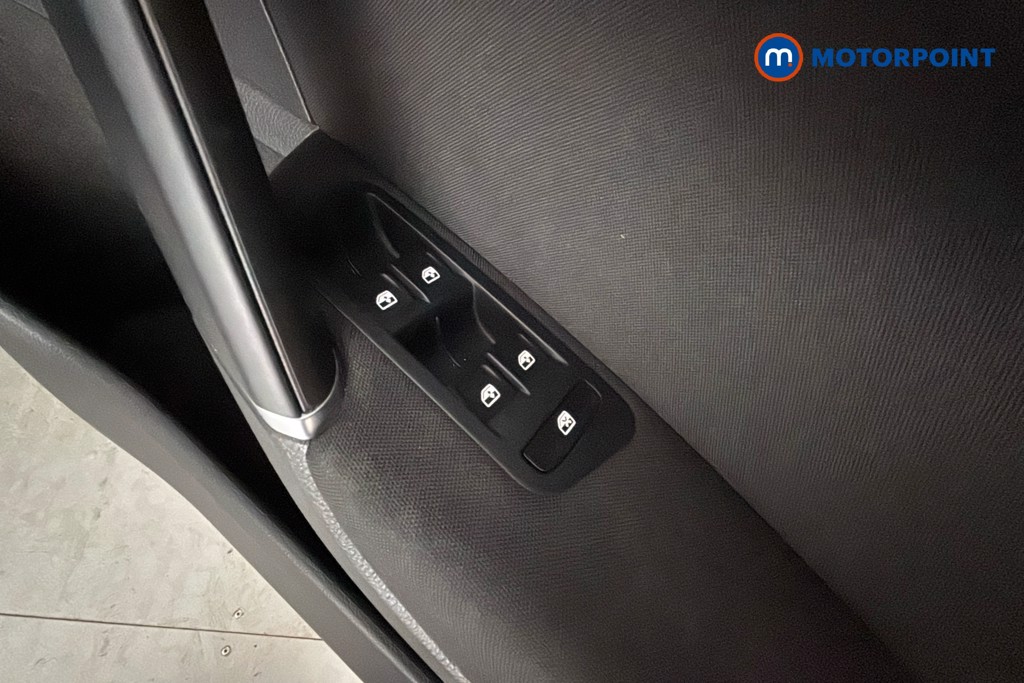 Volkswagen Golf SE Manual Petrol Hatchback - Stock Number (1664786) - 20th supplementary image