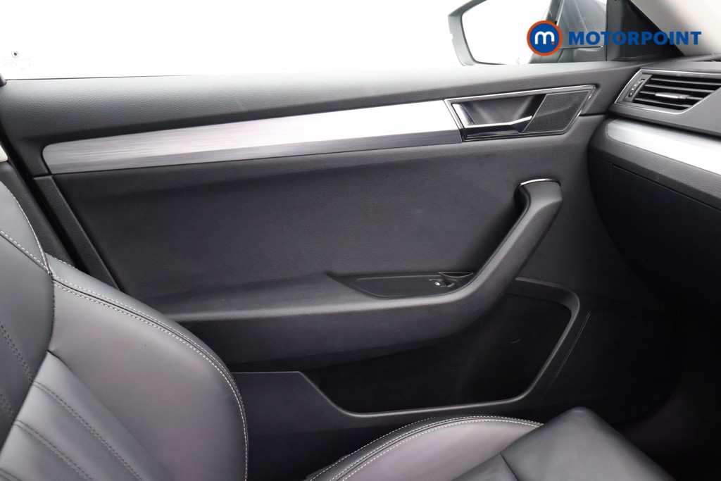 Skoda Superb Se Technology Automatic Petrol Plug-In Hybrid Estate - Stock Number (1667046) - 16th supplementary image