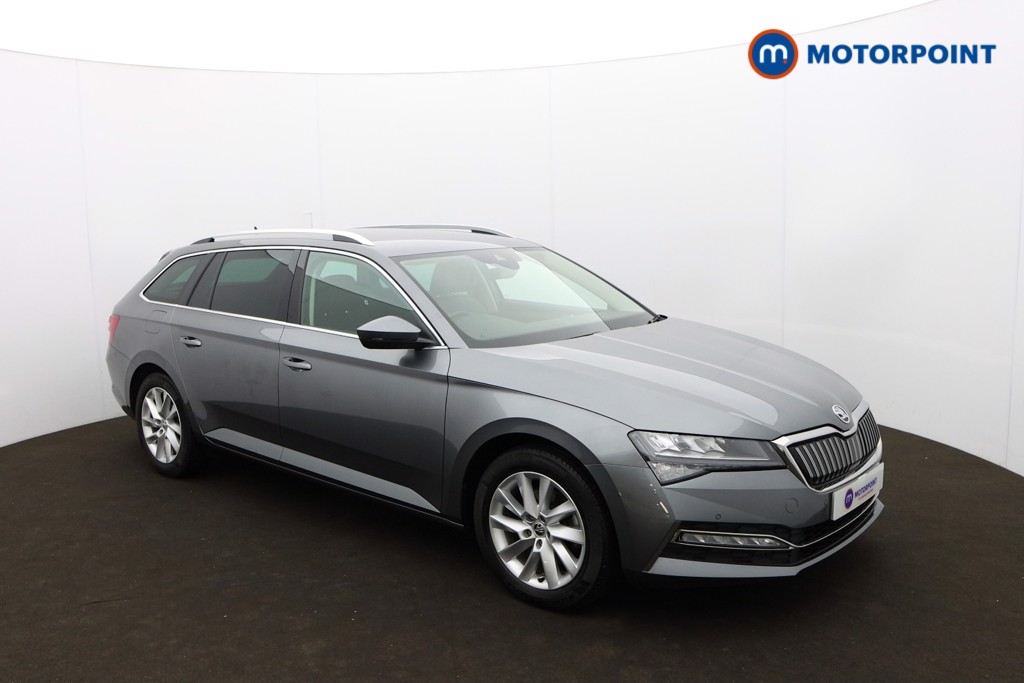 Skoda Superb Se Technology Automatic Petrol Plug-In Hybrid Estate - Stock Number (1667046) - Drivers side front corner