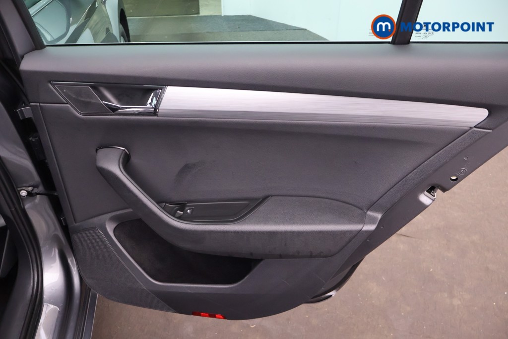 Skoda Superb Se Technology Automatic Petrol Plug-In Hybrid Estate - Stock Number (1667046) - 24th supplementary image