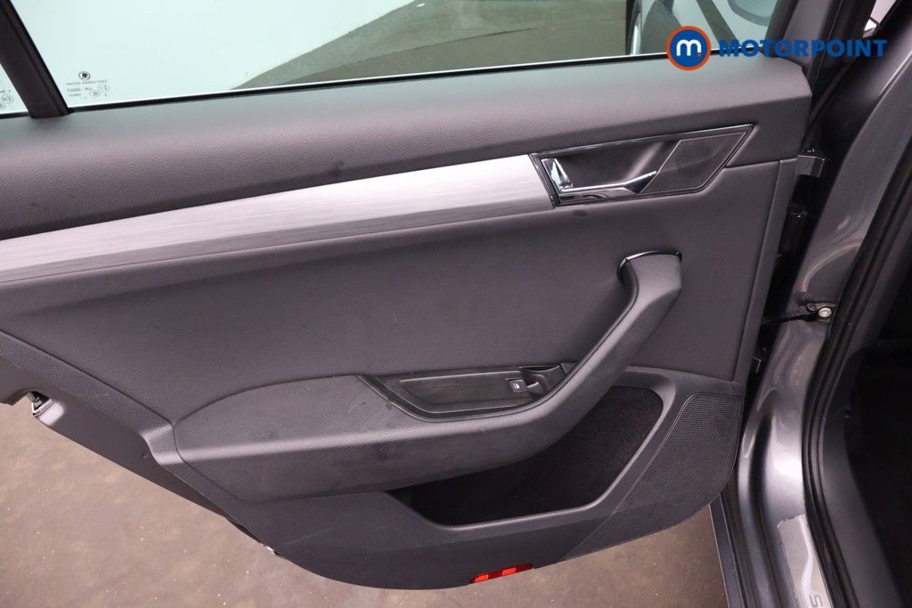 Skoda Superb Se Technology Automatic Petrol Plug-In Hybrid Estate - Stock Number (1667046) - 27th supplementary image
