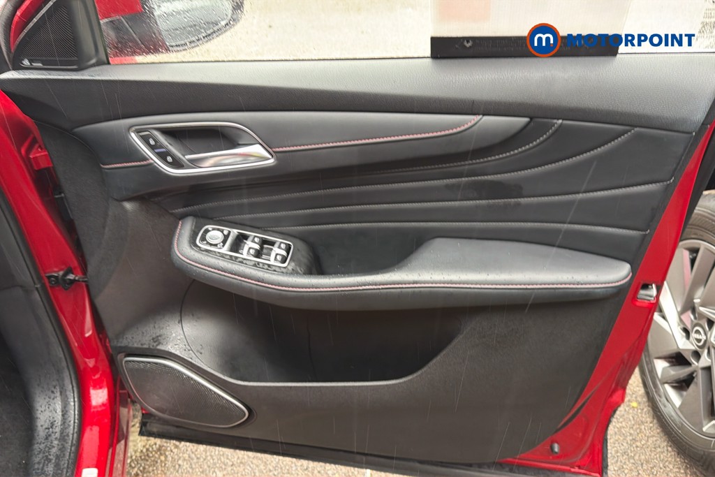 Mg Motor Uk HS Exclusive Manual Petrol SUV - Stock Number (1667160) - 2nd supplementary image