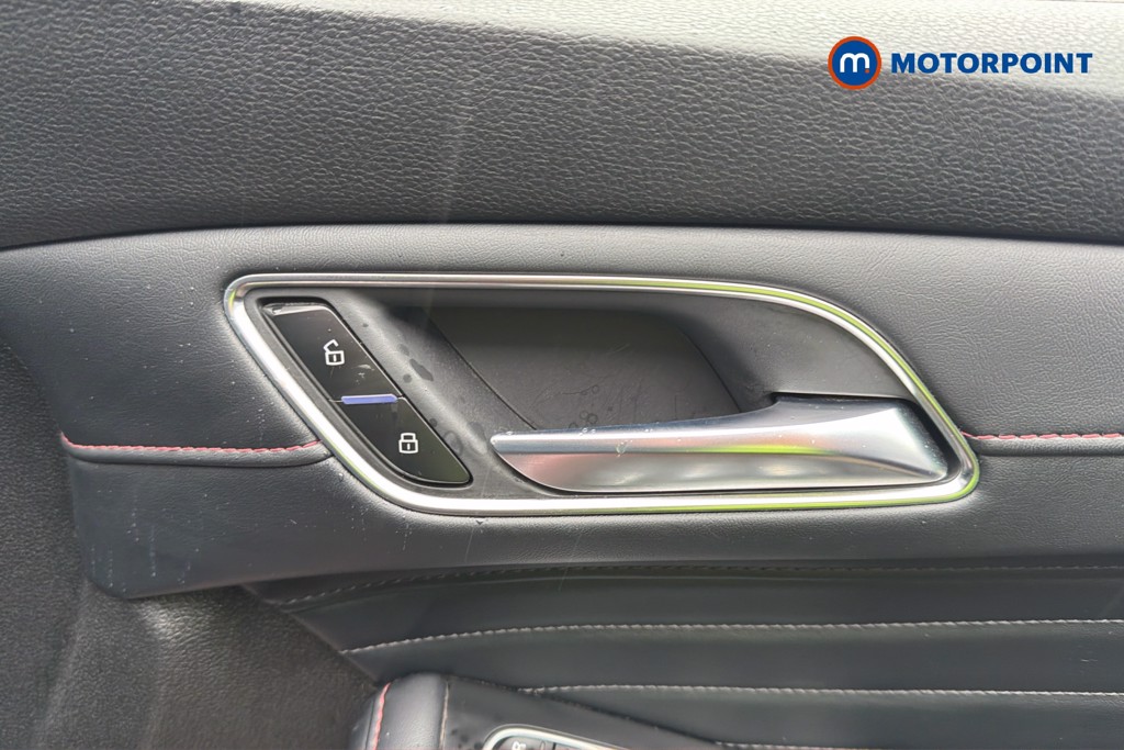 Mg Motor Uk HS Exclusive Manual Petrol SUV - Stock Number (1667160) - 3rd supplementary image