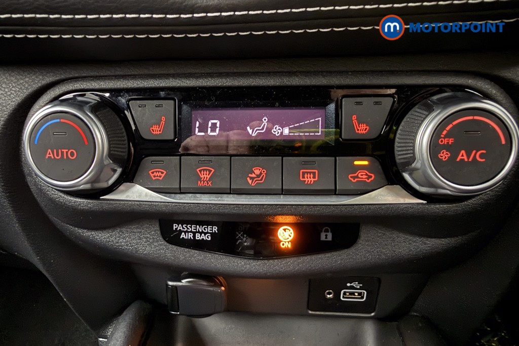 Nissan Juke Tekna Manual Petrol SUV - Stock Number (1667173) - 16th supplementary image