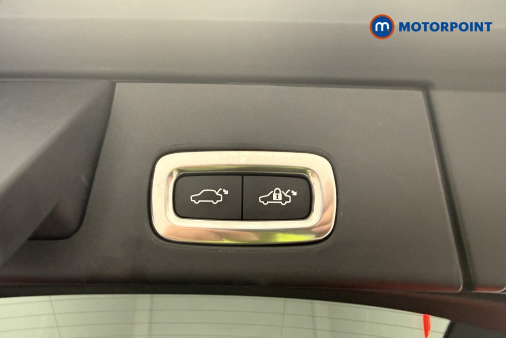 Volvo V90 Cross Country Automatic Diesel Estate - Stock Number (1667182) - 7th supplementary image