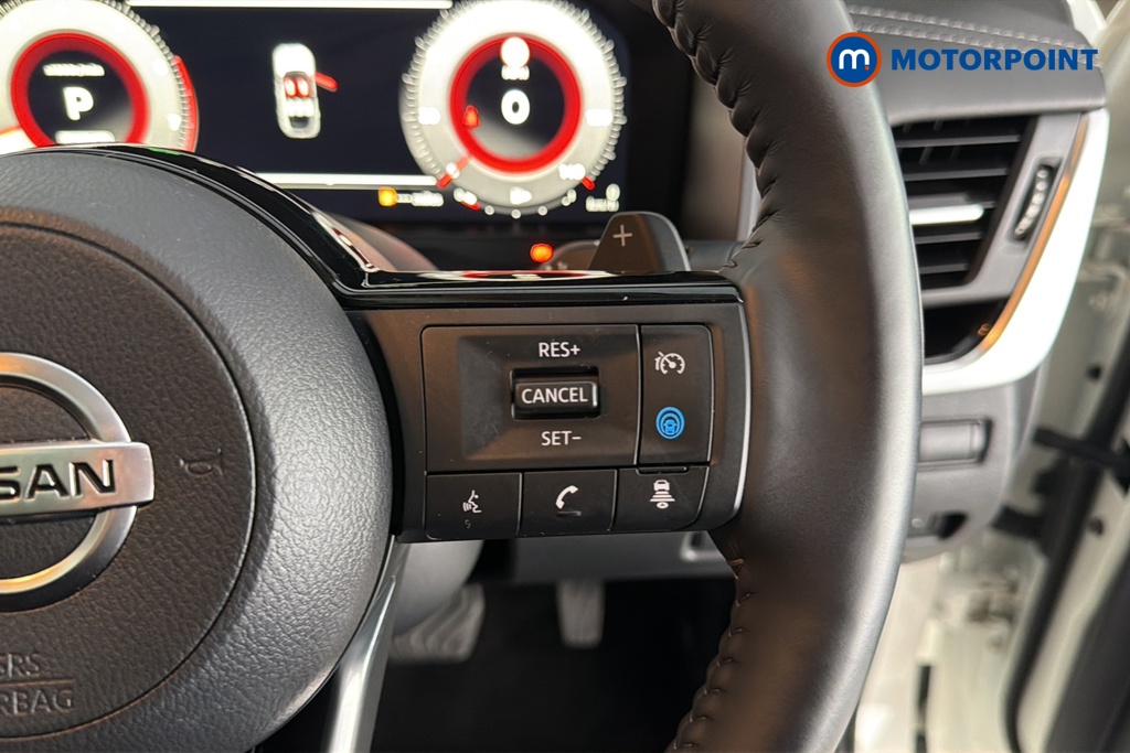 Nissan Qashqai Premiere Edition Automatic Petrol SUV - Stock Number (1667607) - 3rd supplementary image