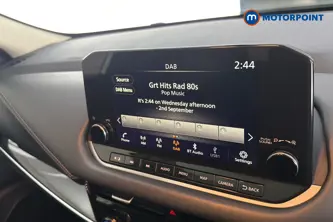 Nissan Qashqai Premiere Edition Automatic Petrol SUV - Stock Number (1667607) - 8th supplementary image