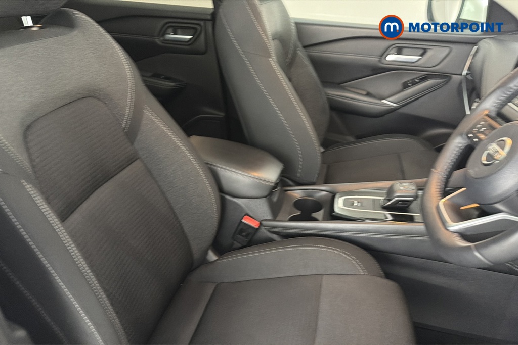 Nissan Qashqai Premiere Edition Automatic Petrol SUV - Stock Number (1667607) - 22nd supplementary image