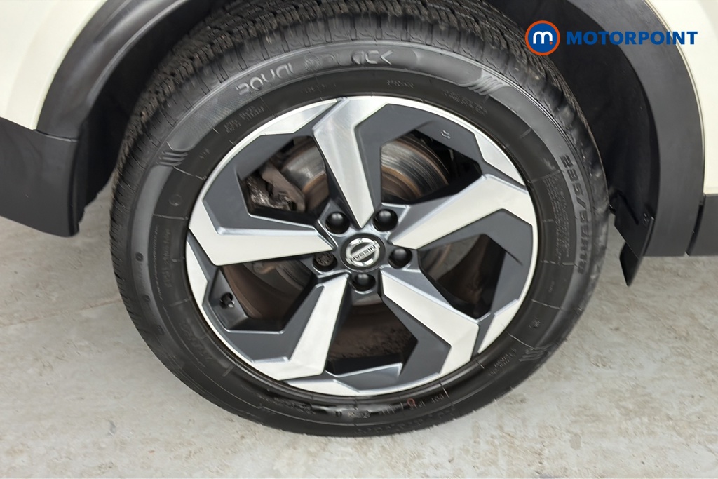 Nissan Qashqai Premiere Edition Automatic Petrol SUV - Stock Number (1667607) - 46th supplementary image