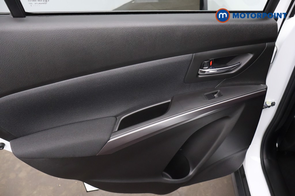 Suzuki S-Cross Motion Manual Petrol SUV - Stock Number (1667804) - 26th supplementary image