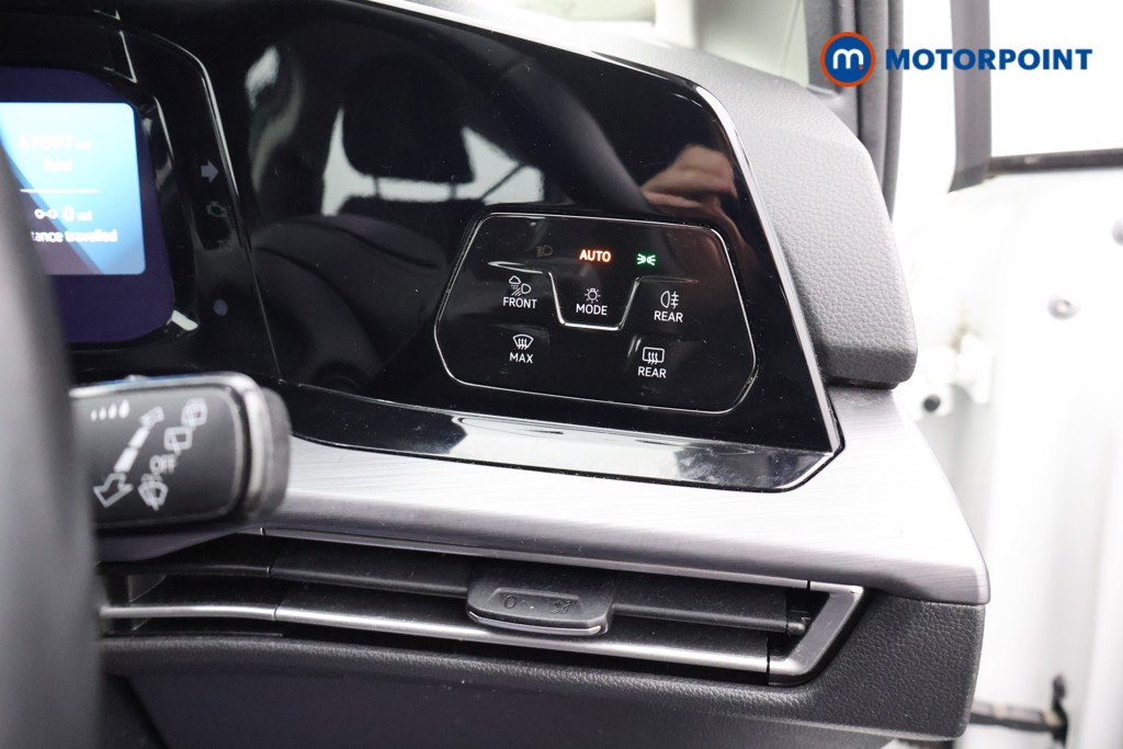 Volkswagen Golf Style Manual Petrol Hatchback - Stock Number (1667862) - 18th supplementary image