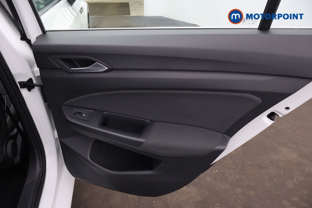 Volkswagen Golf Style Manual Petrol Hatchback - Stock Number (1667862) - 23rd supplementary image
