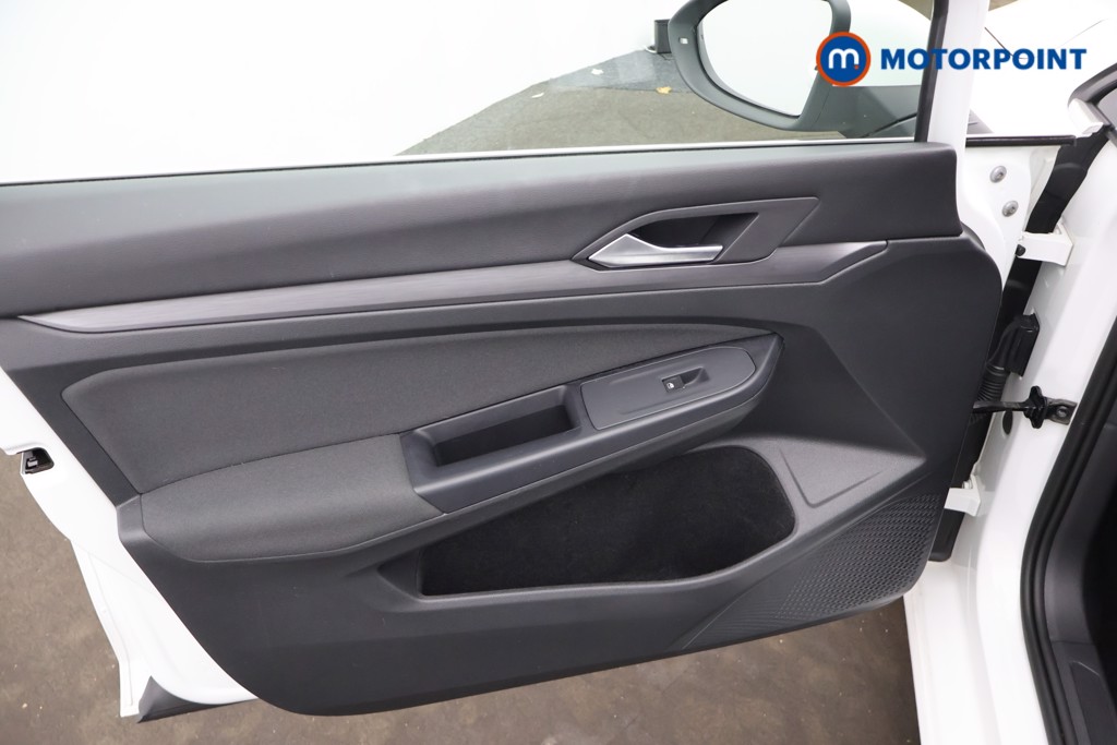 Volkswagen Golf Style Manual Petrol Hatchback - Stock Number (1667862) - 30th supplementary image