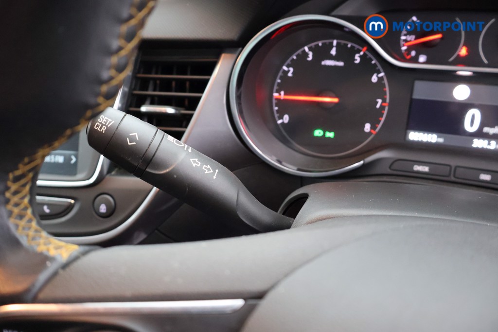Vauxhall Crossland X Elite Manual Petrol SUV - Stock Number (1668371) - 8th supplementary image