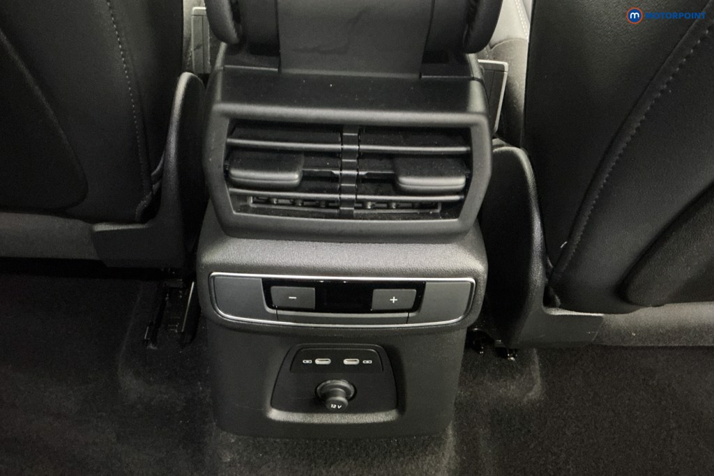 Audi Q4 Black Edition Automatic Electric SUV - Stock Number (1668905) - 10th supplementary image