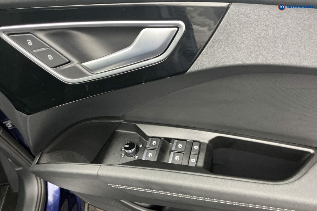 Audi Q4 Black Edition Automatic Electric SUV - Stock Number (1668905) - 25th supplementary image