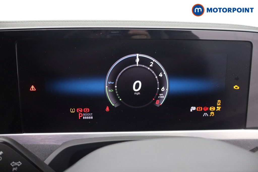 Volkswagen Passat R-Line Automatic Petrol Plug-In Hybrid Estate - Stock Number (1669025) - 18th supplementary image