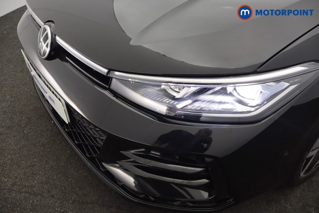 Volkswagen Passat R-Line Automatic Petrol Plug-In Hybrid Estate - Stock Number (1669025) - 26th supplementary image