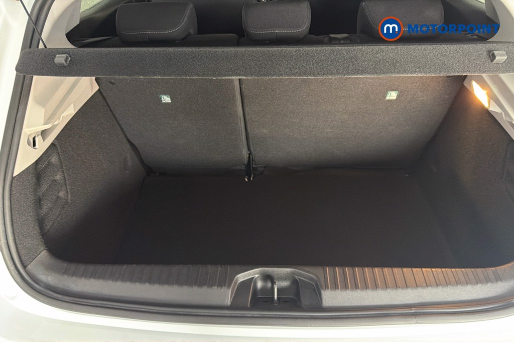 Renault Clio Iconic Manual Petrol Hatchback - Stock Number (1669277) - 33rd supplementary image