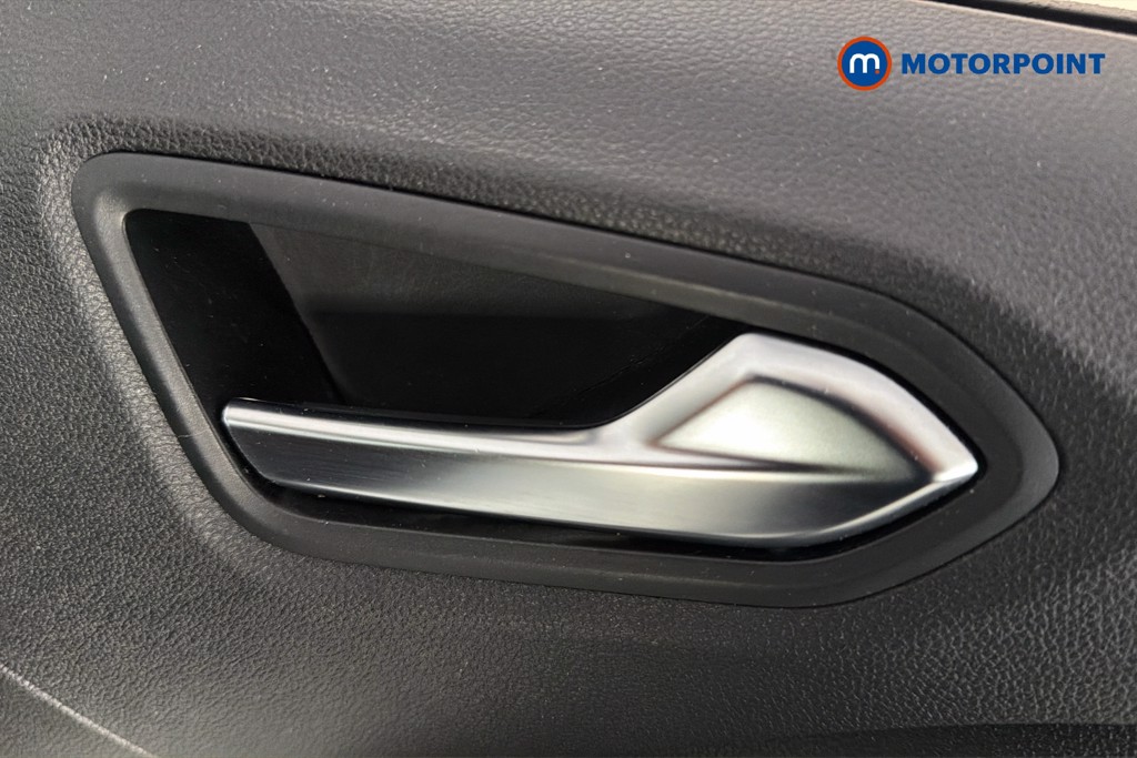 Renault Clio Iconic Manual Petrol Hatchback - Stock Number (1669277) - 42nd supplementary image