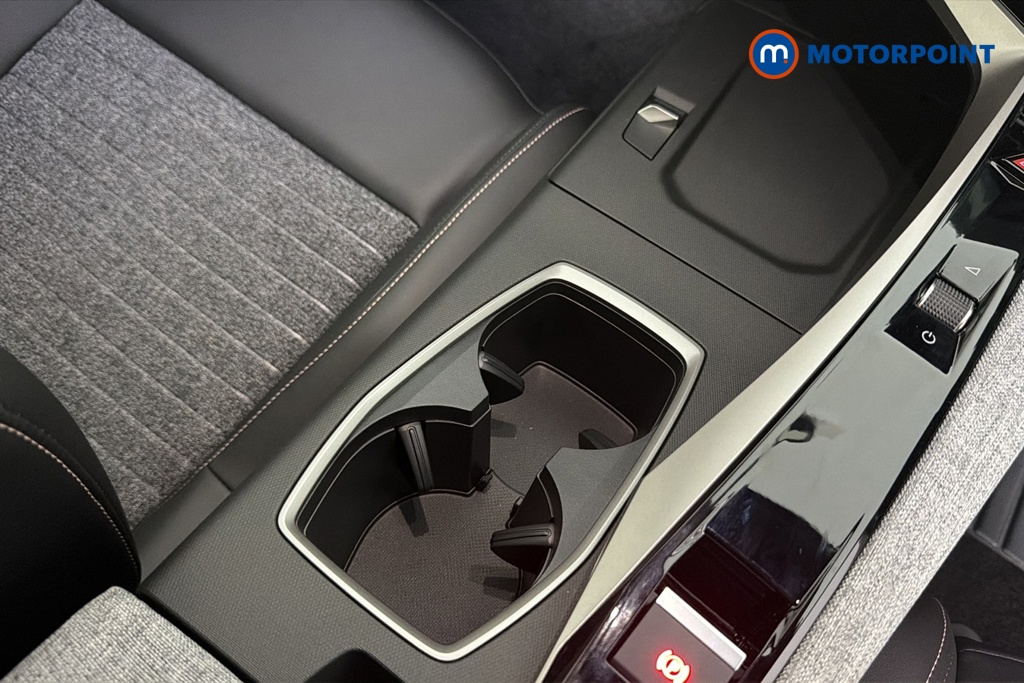 Peugeot 5008 Allure Premium Automatic Petrol SUV - Stock Number (1669442) - 16th supplementary image