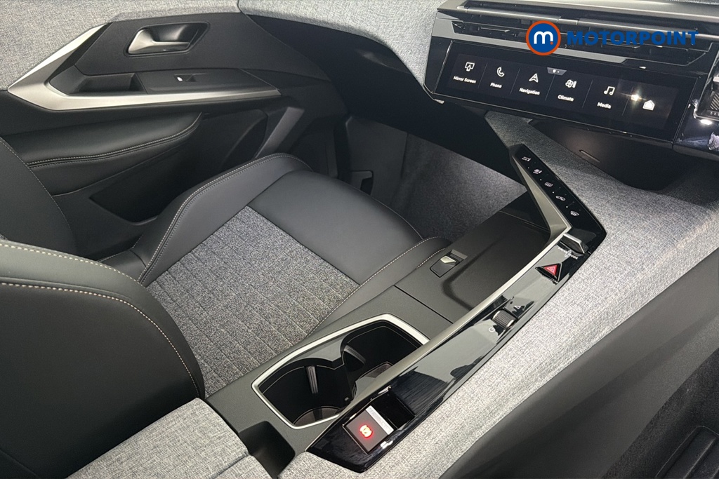 Peugeot 5008 Allure Premium Automatic Petrol SUV - Stock Number (1669661) - 15th supplementary image