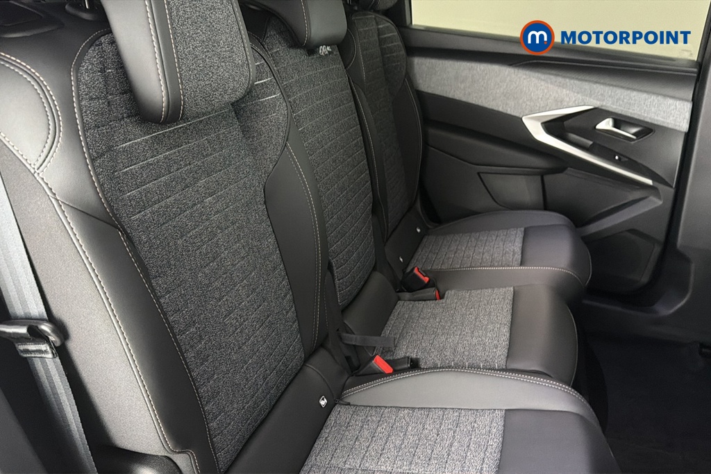 Peugeot 5008 Allure Premium Automatic Petrol SUV - Stock Number (1669661) - 25th supplementary image