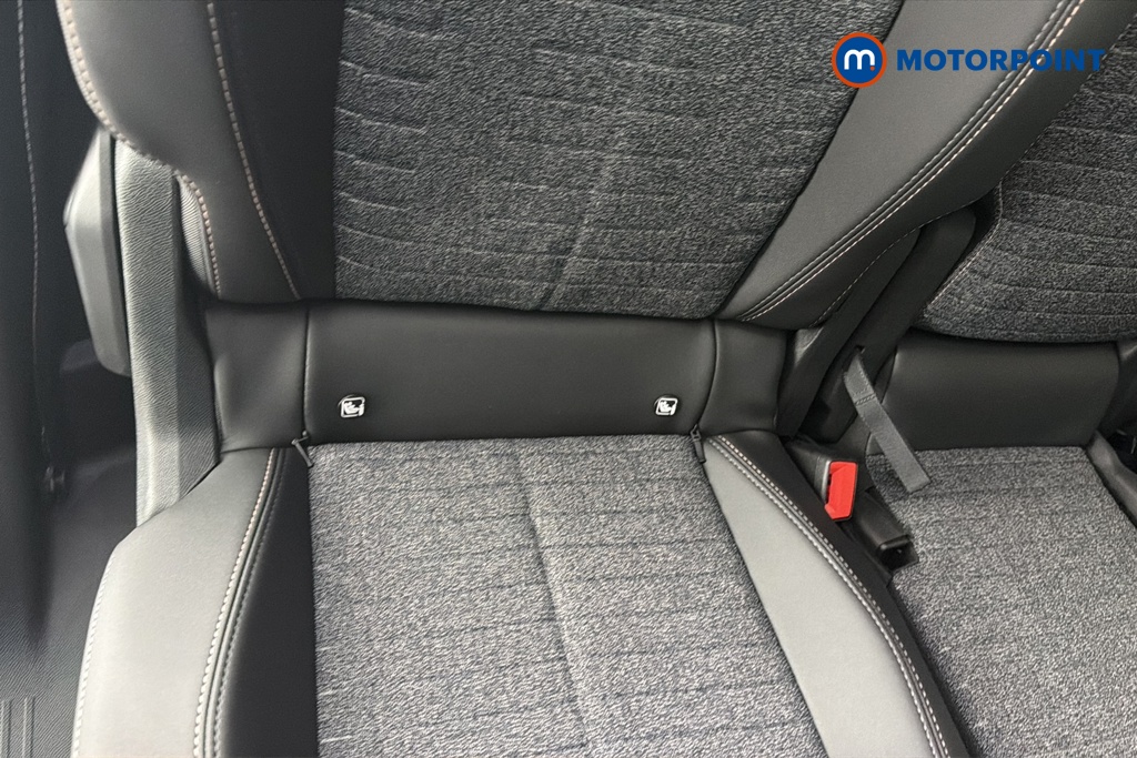 Peugeot 5008 Allure Premium Automatic Petrol SUV - Stock Number (1669661) - 27th supplementary image