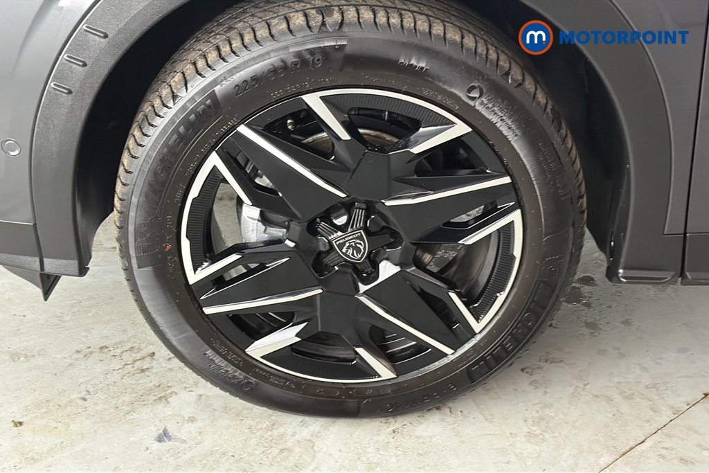Peugeot 5008 Allure Premium Automatic Petrol SUV - Stock Number (1669661) - 44th supplementary image