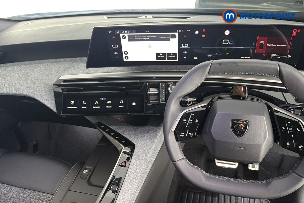 Peugeot 5008 Allure Premium Automatic Petrol SUV - Stock Number (1669661) - 1st supplementary image