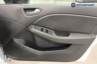 Renault Clio Evolution Manual Petrol Hatchback - Stock Number (1669872) - 18th supplementary image