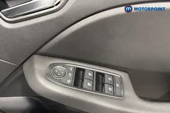Renault Clio Evolution Manual Petrol Hatchback - Stock Number (1669872) - 19th supplementary image