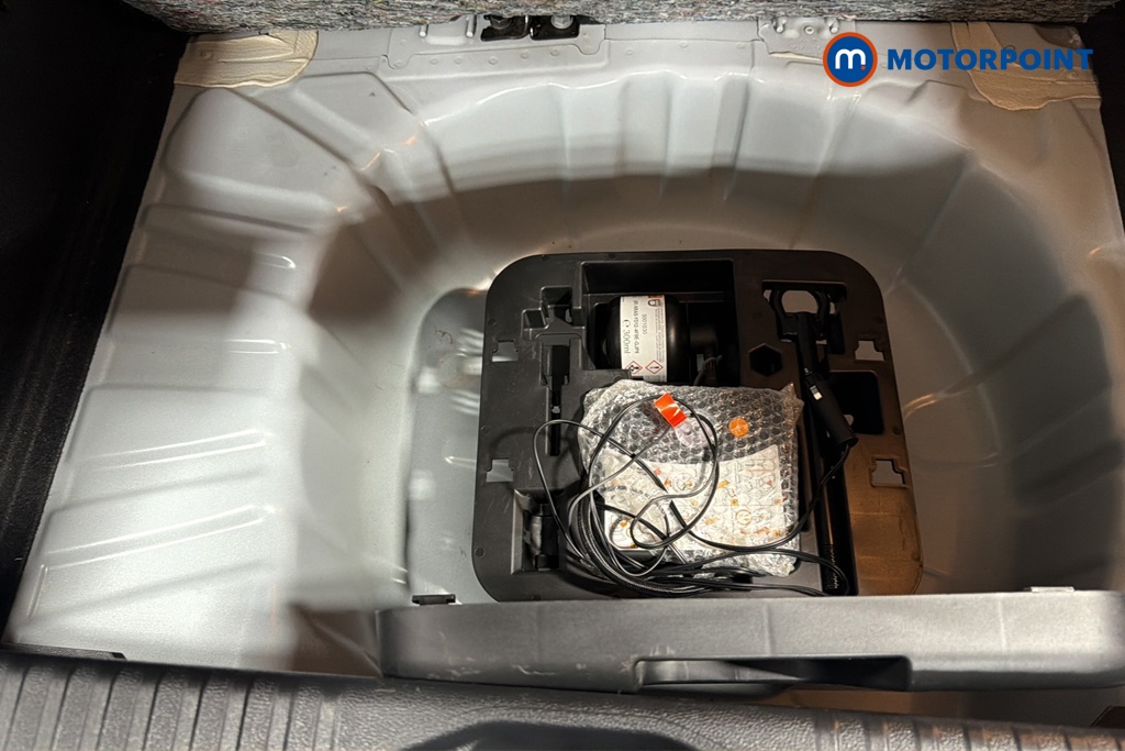 Renault Clio Evolution Manual Petrol Hatchback - Stock Number (1669872) - 33rd supplementary image