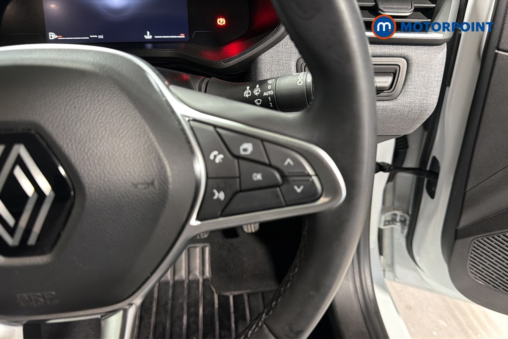 Renault Clio Evolution Manual Petrol Hatchback - Stock Number (1669904) - 3rd supplementary image