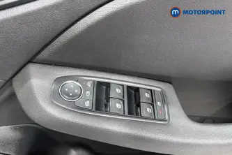 Renault Clio Evolution Manual Petrol Hatchback - Stock Number (1669904) - 19th supplementary image