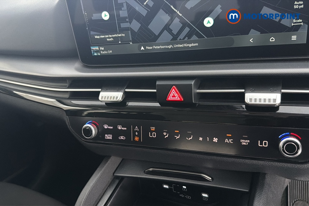 KIA Sportage Pure Automatic Petrol-Electric Hybrid SUV - Stock Number (1670123) - 12th supplementary image