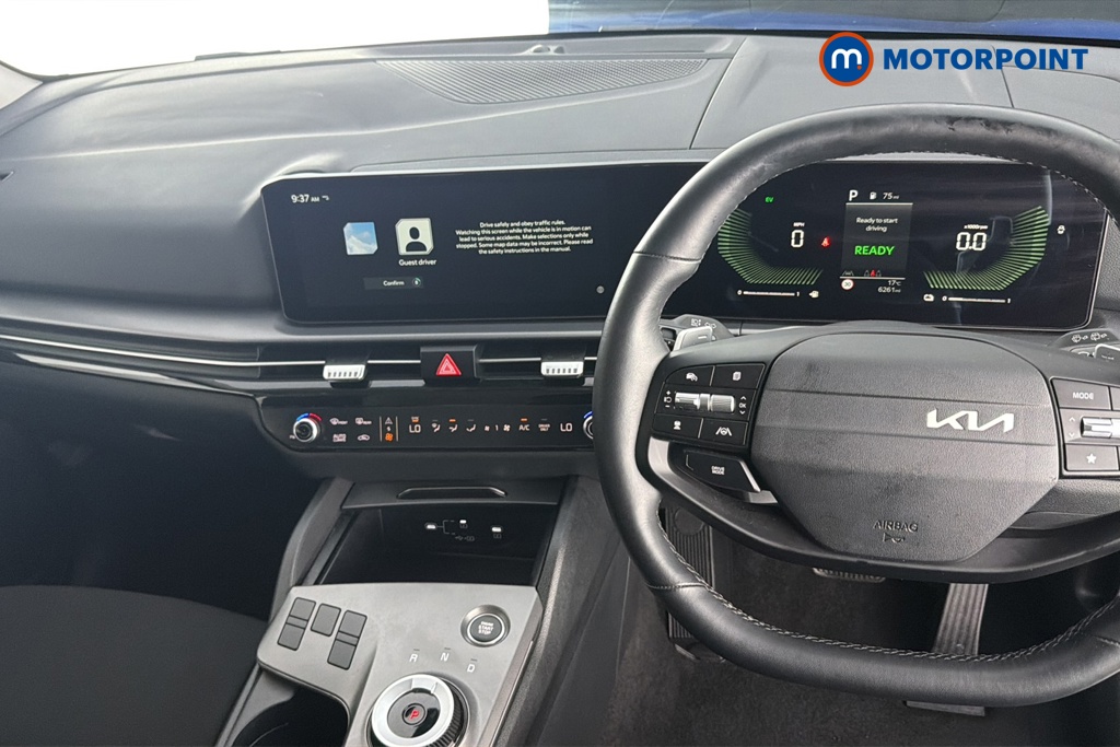 KIA Sportage Pure Automatic Petrol-Electric Hybrid SUV - Stock Number (1670123) - 1st supplementary image