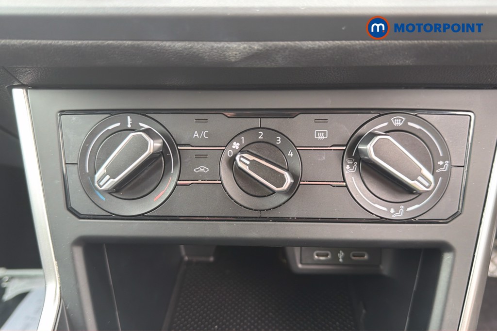 Volkswagen Polo Life Manual Petrol Hatchback - Stock Number (1670265) - 12th supplementary image