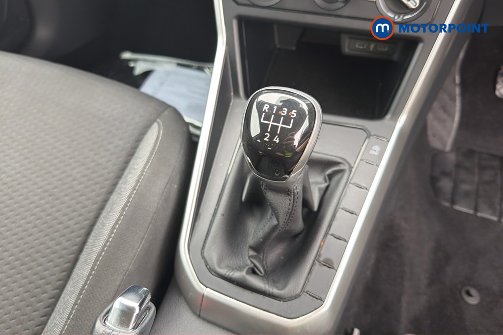Volkswagen Polo Life Manual Petrol Hatchback - Stock Number (1670265) - 14th supplementary image