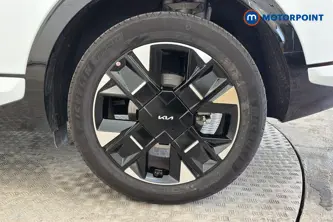 KIA Sportage Gt-Line Automatic Petrol-Electric Hybrid SUV - Stock Number (1670272) - 45th supplementary image