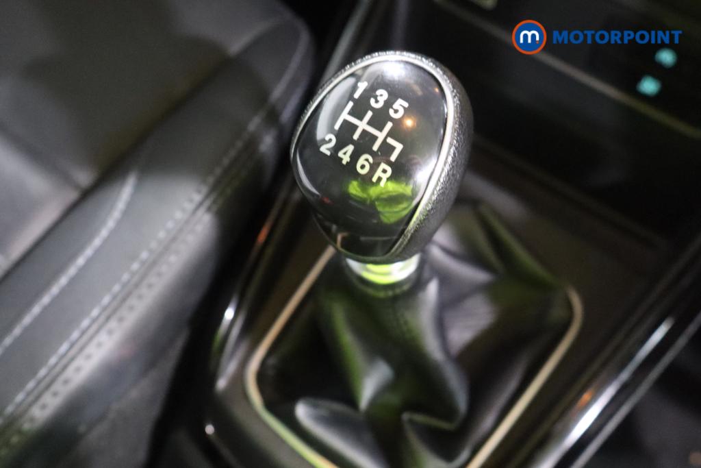 Ford Ecosport Active Manual Petrol SUV - Stock Number (1670661) - 3rd supplementary image