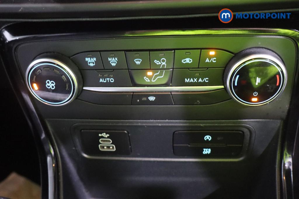Ford Ecosport Active Manual Petrol SUV - Stock Number (1670661) - 4th supplementary image