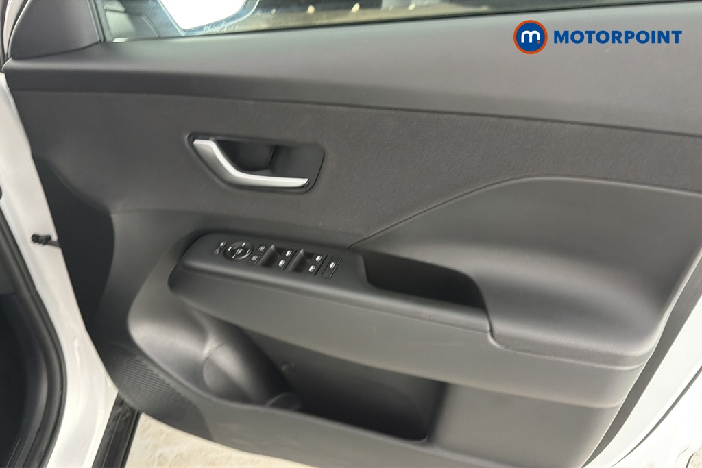 Hyundai Kona Advance Automatic Petrol-Electric Hybrid SUV - Stock Number (1670906) - 18th supplementary image