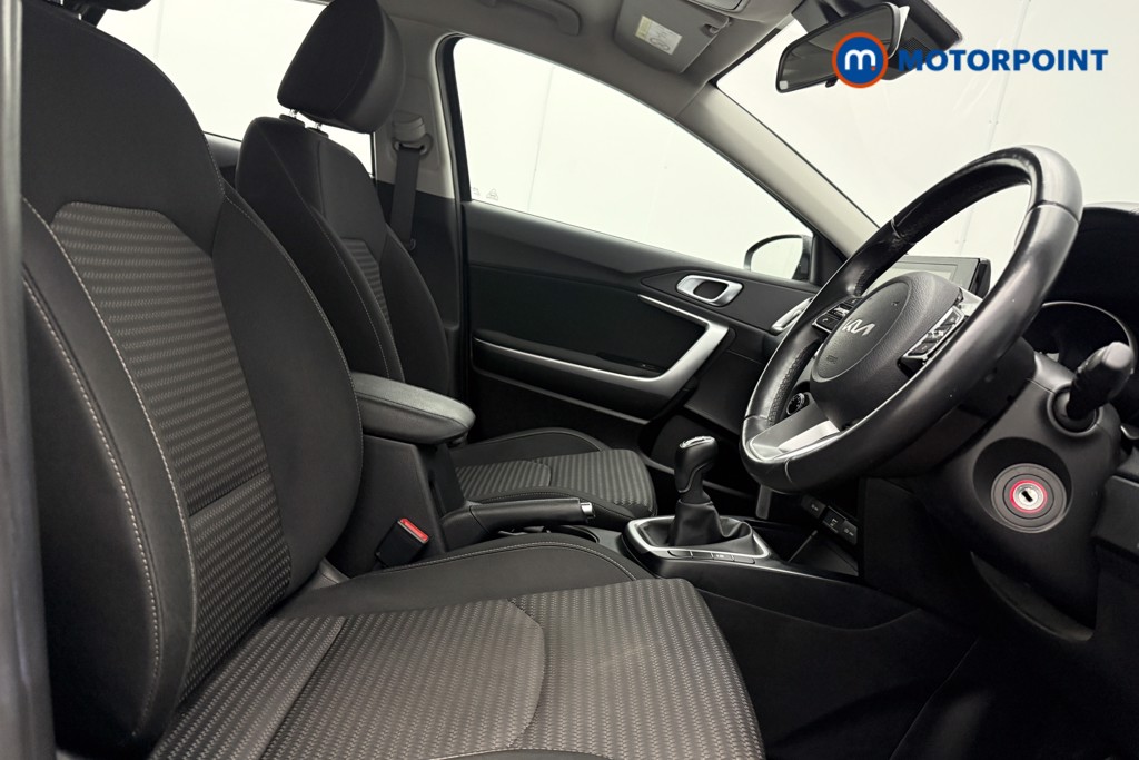 Nissan Juke Tekna Manual Petrol SUV - Stock Number (1671279) - 7th supplementary image