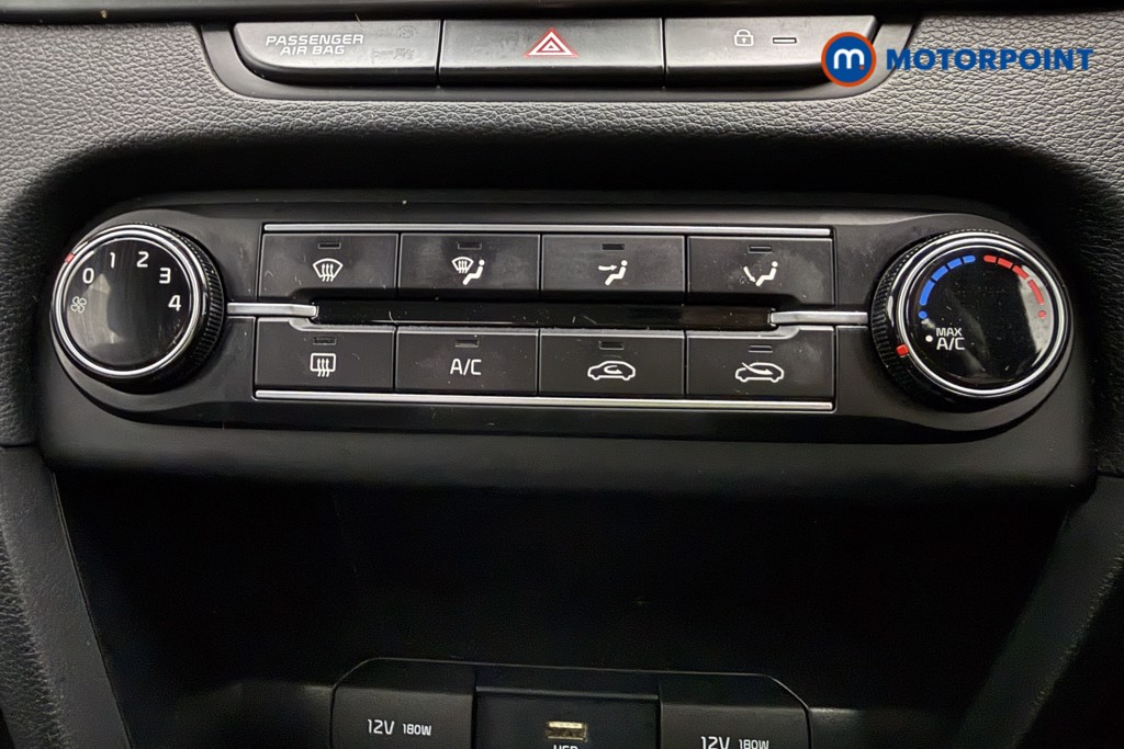 Nissan Juke Tekna Manual Petrol SUV - Stock Number (1671279) - 15th supplementary image