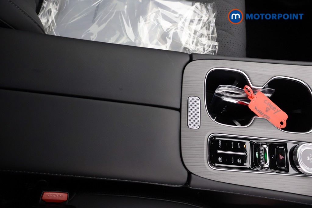 Chery Tiggo 8 Summit Automatic Petrol Plug-In Hybrid SUV - Stock Number (1671398) - 14th supplementary image