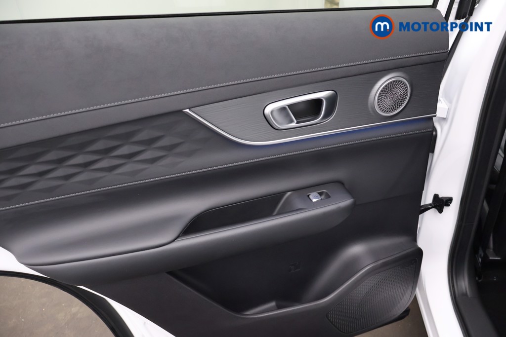 Chery Tiggo 8 Summit Automatic Petrol Plug-In Hybrid SUV - Stock Number (1671398) - 28th supplementary image